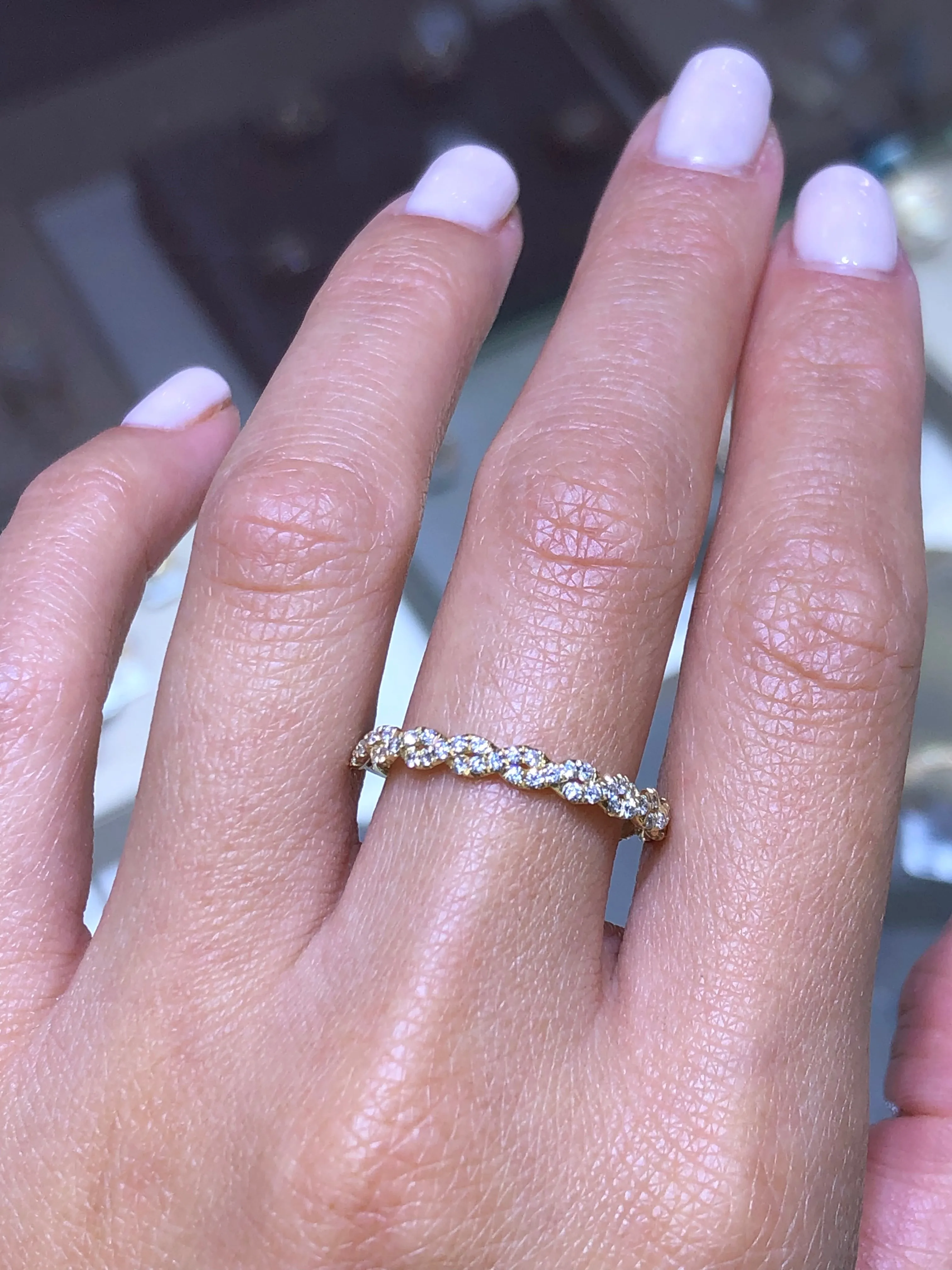 14k Gold Thin Twist Diamond Ring