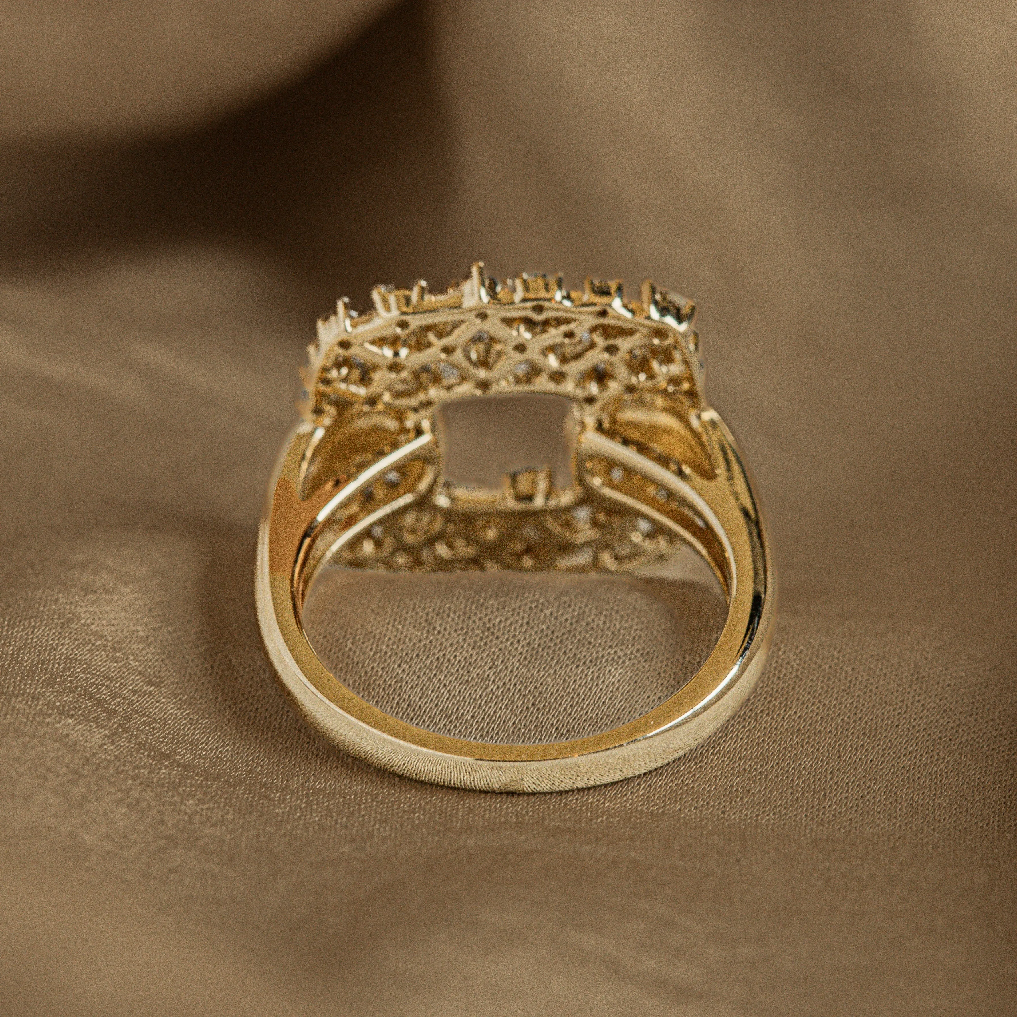 14K Yellow Gold 0.76 Carat Total Weight Scattered Diamond Ring