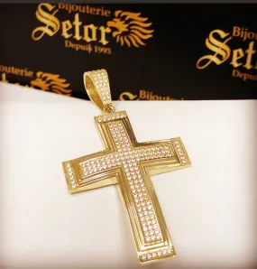 Cross pendant