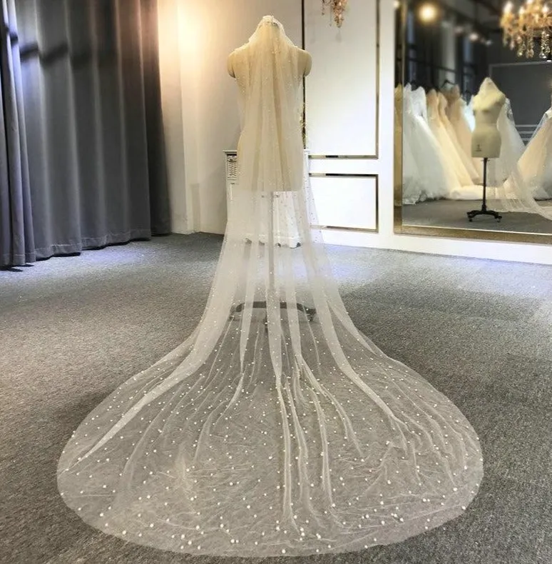 Long Pearls 300cm Long And 150cm Width Wedding Veils