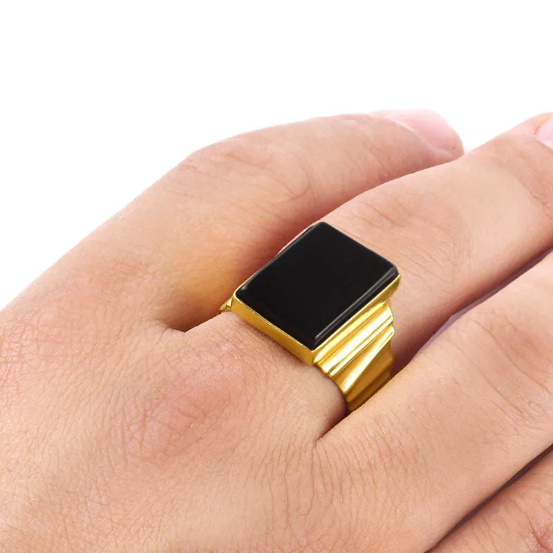 Men's Ring in 14k Yellow Gold with Natural Black Onyx Stone