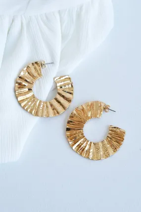 TEXTURED METAL HOOP EARRINGS