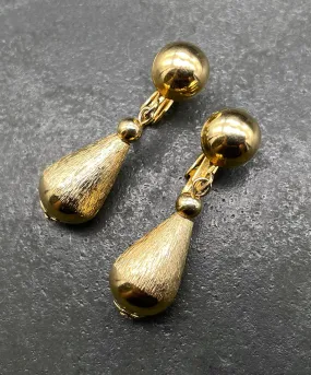 【USA輸入】ヴィンテージ KRAMER ゴールド ティアドロップ イヤリング/Vintage KRAMER Gold Teardrop Clip On Earrings